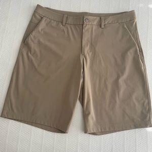 LULULEMON Men’s Classic Golf Shorts, Warpstreme, 10inch inseam, Size 40
